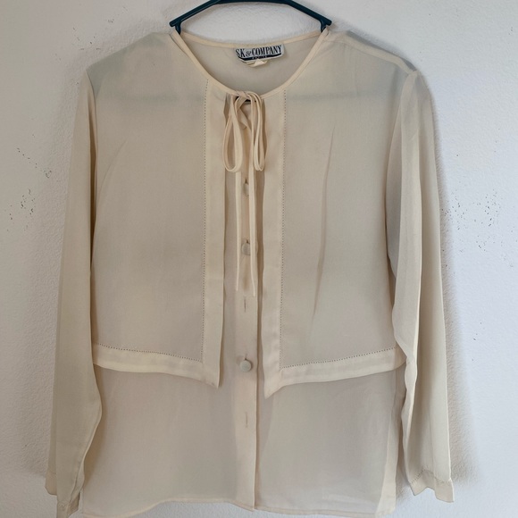 Vintage cream blouse with tie in front - Picture 1 of 3